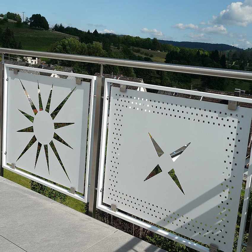 Französischer Balkon Lochblech Sonderlochung